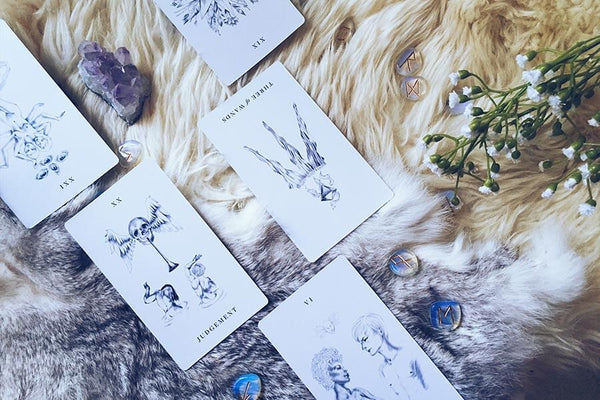 An example of a tarot reading using the Gemini Full Moon Spread 