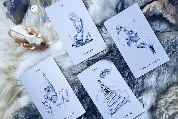 An example of a tarot reading using the Aquarius New Moon Spread 